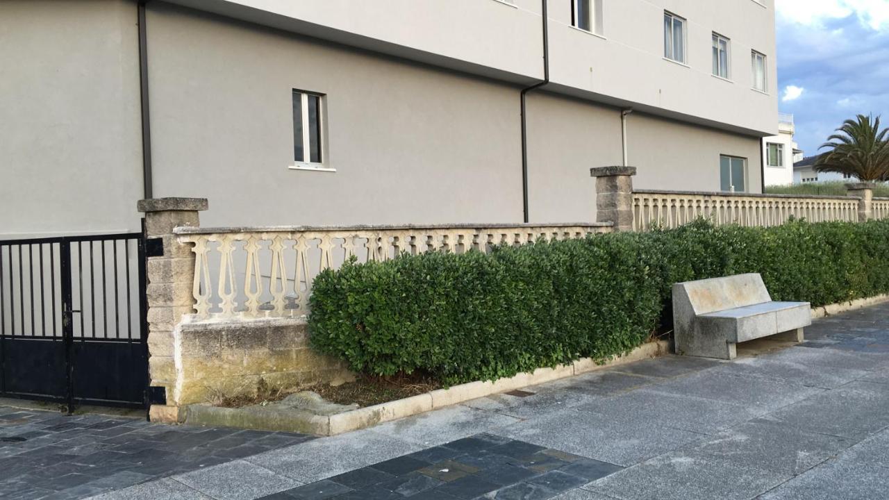 Apartamentos Playa De La Concha Porto de Espasante Eksteriør bilde